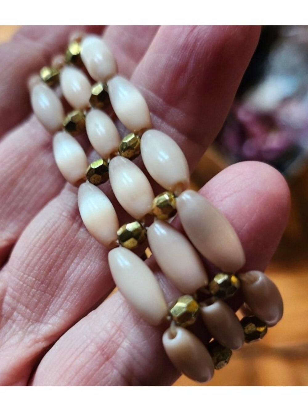 Vintage Moonglow Bead Necklace & Bracelet Set With Gold-Tone Floral Pendant Acce - Picture 6 of 8